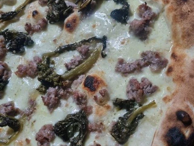 two-tozzers-pizza (34)-kireth-ai